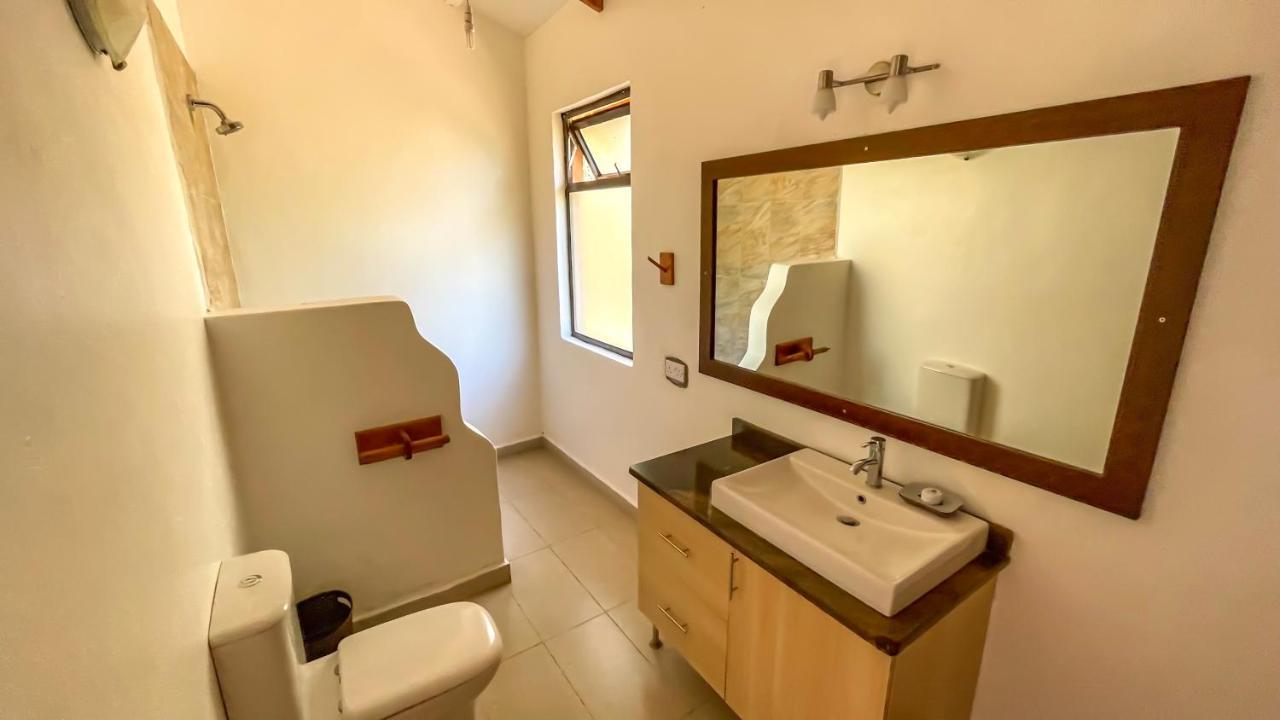 Villa The Senna House Nakuru Esterno foto
